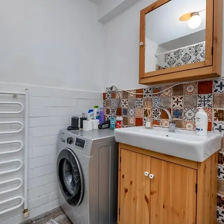 Bosphorus View With 2 Bedrooms And Location Апартаменты Стамбул